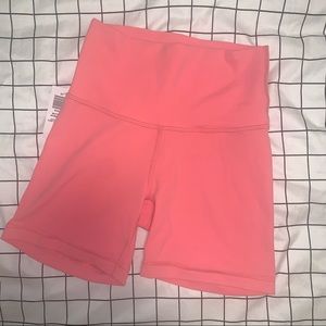 NWT TNA Butter 5” Bike Shorts